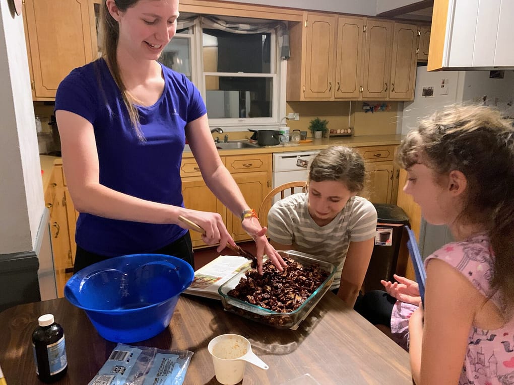 3 sisters making s'mores bars