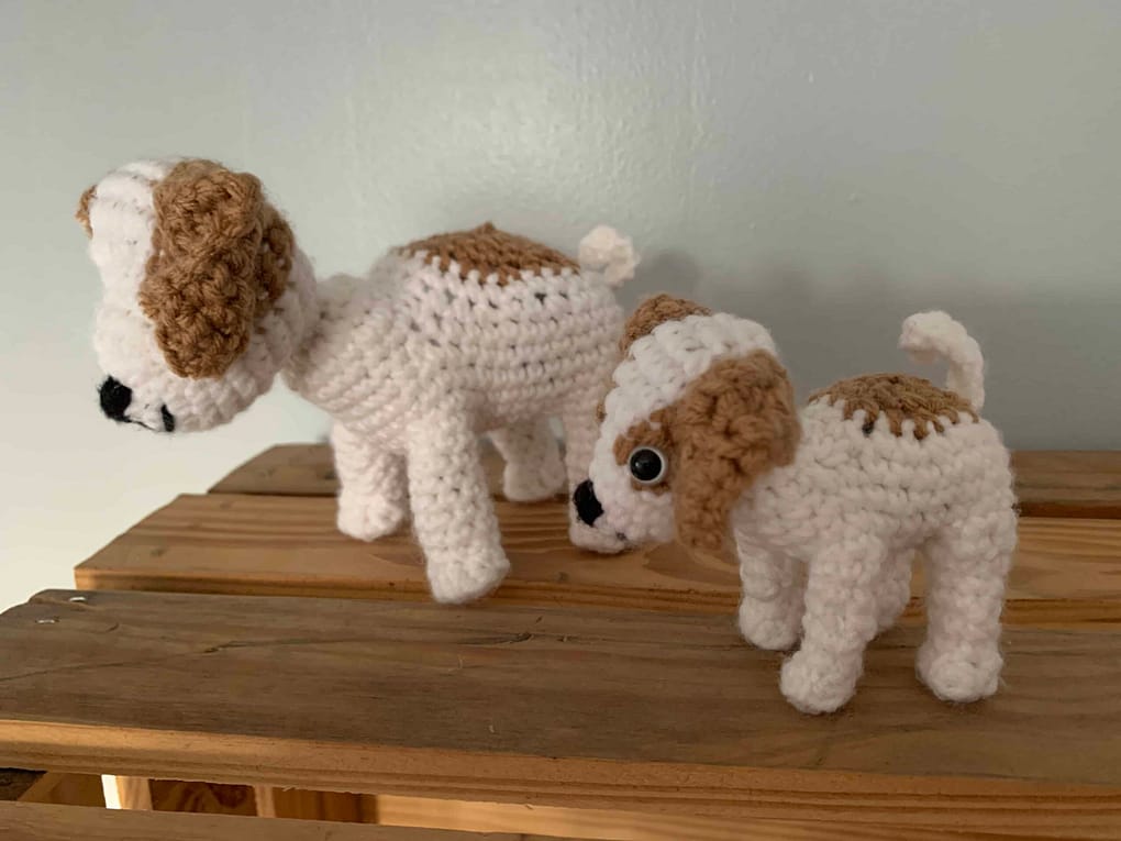 duodogs 2 crocheted dogs