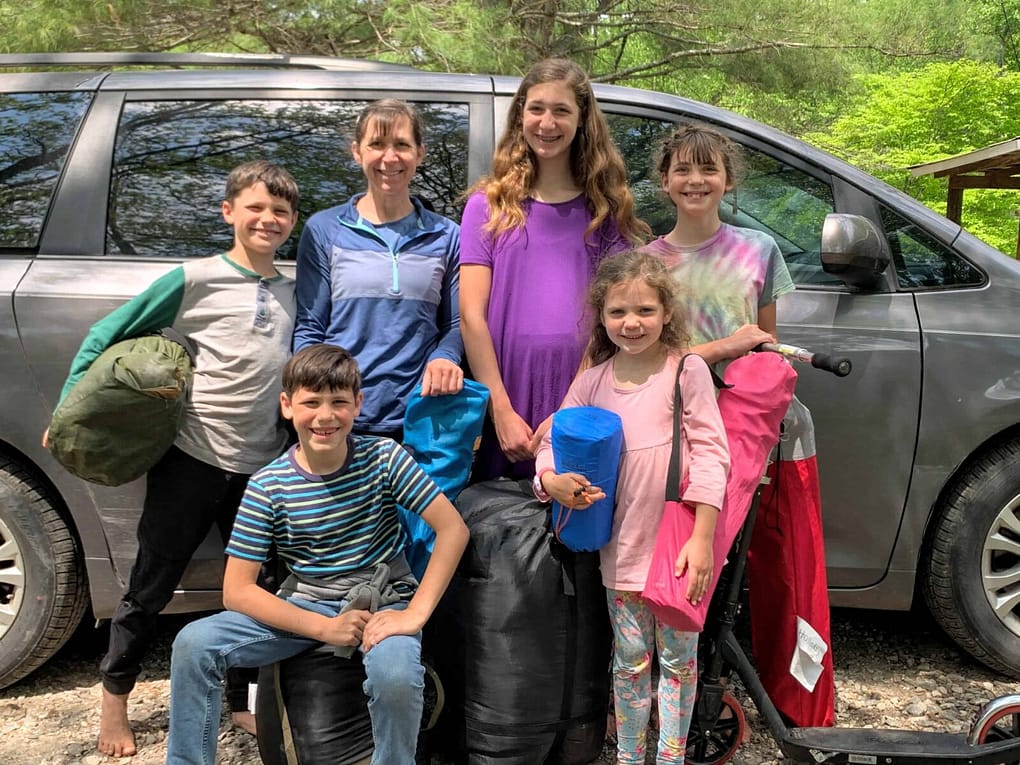Mom and 5 kids ready to go camping