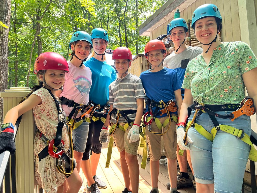 7 kids ziplining