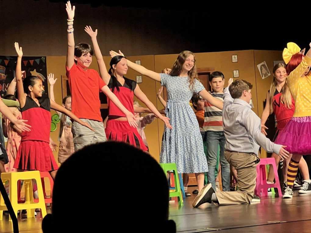 kids on stage in Junie B Jones