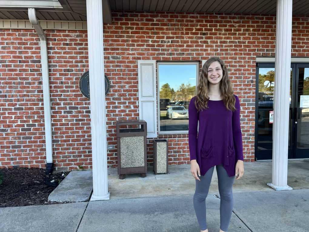 teen girl at DMV