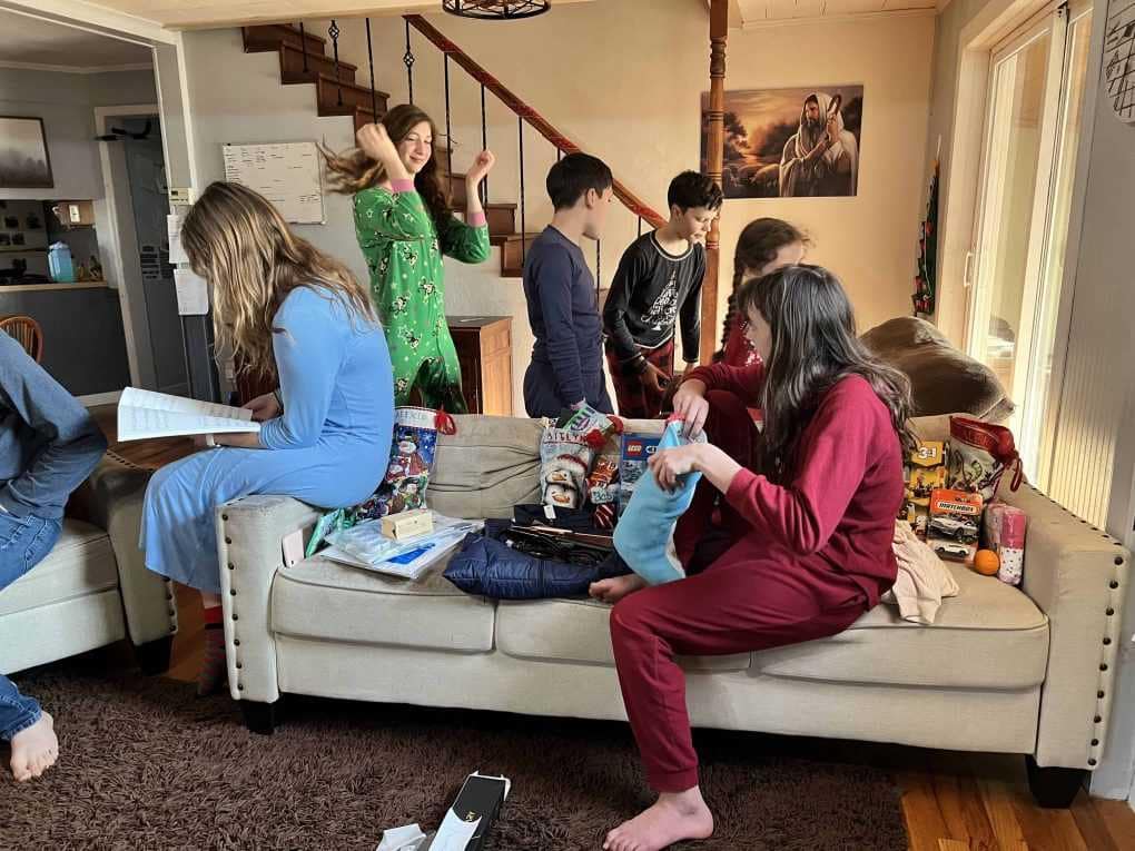 kids on Christmas morning