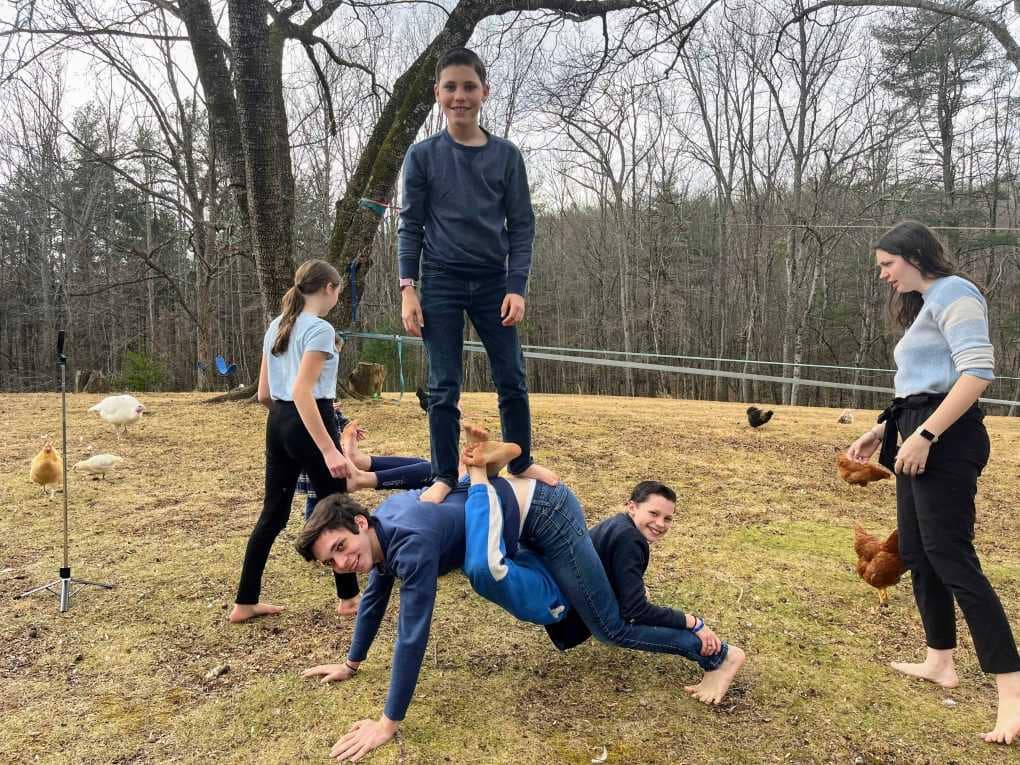 kids doing cool poses