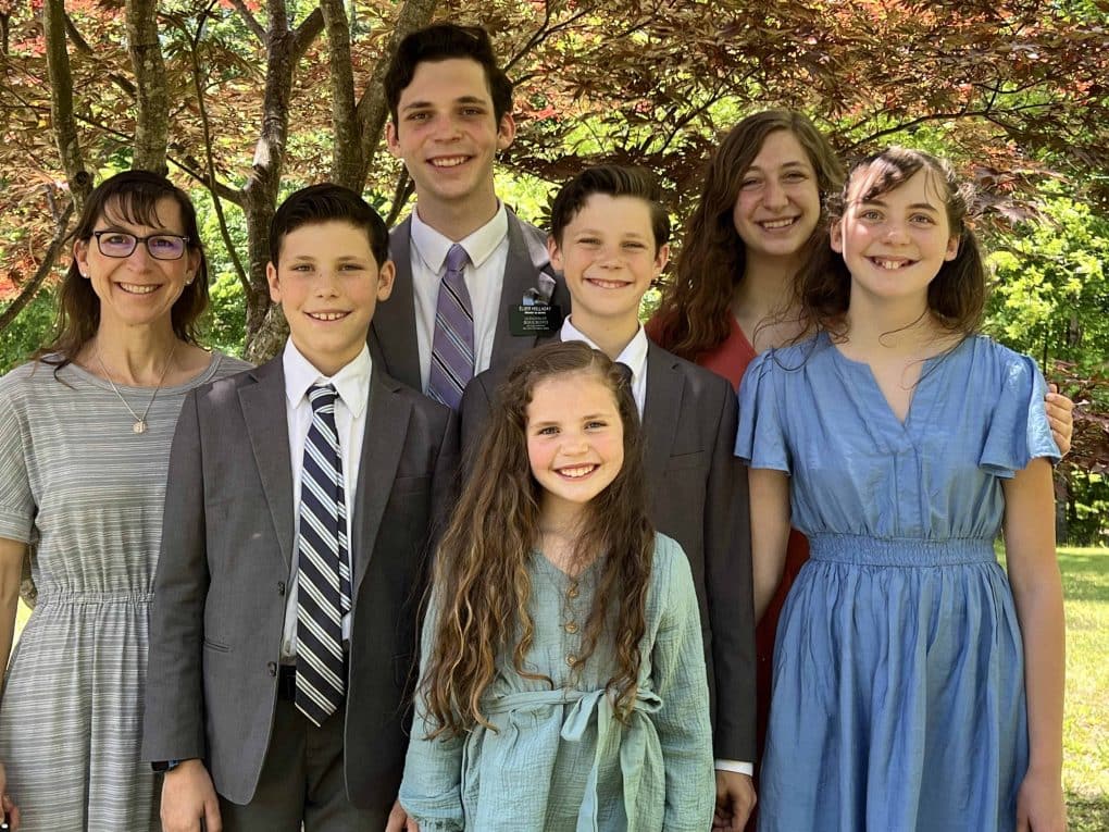 mom and 6 kids on Mother's Day