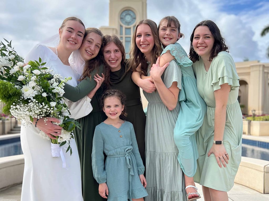 7 sisters on a wedding day