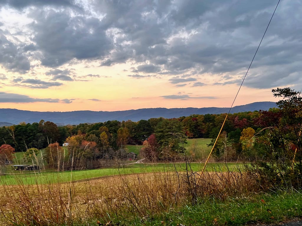 view of the Blue Ridge Parkway in Autumn
