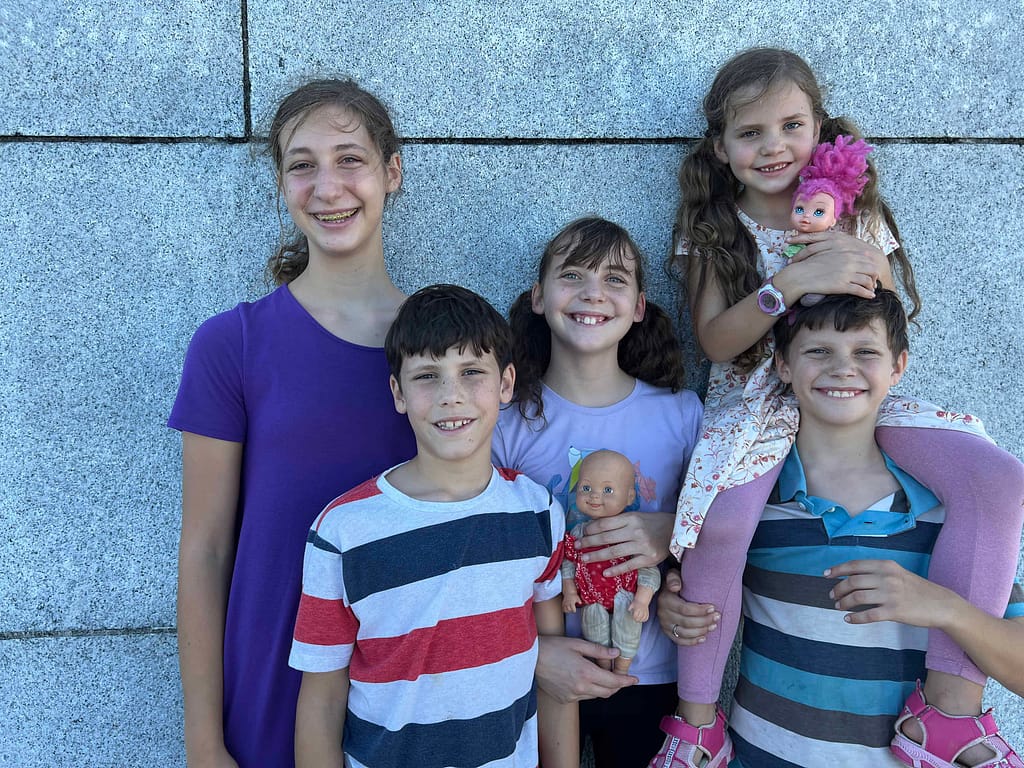 family at Wright Brothers monument