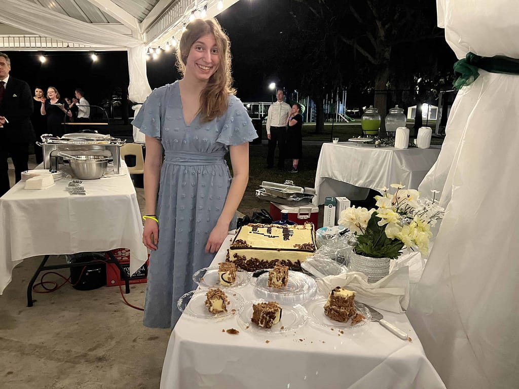 college girl who made a wedding cake