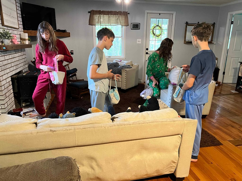 kids searching for Easter candy