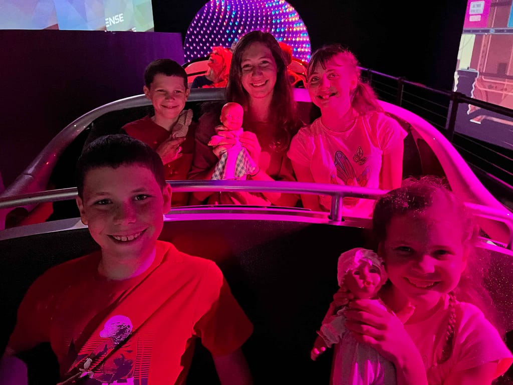 5 kids at Hershey factory