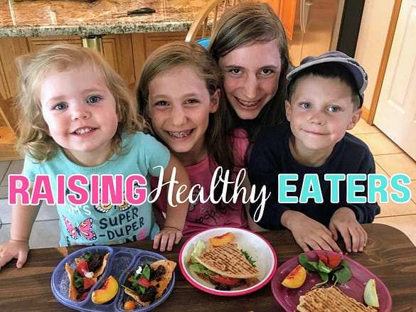4 children eating healthy