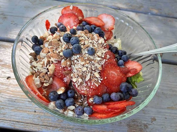 strawberry salad summer meal