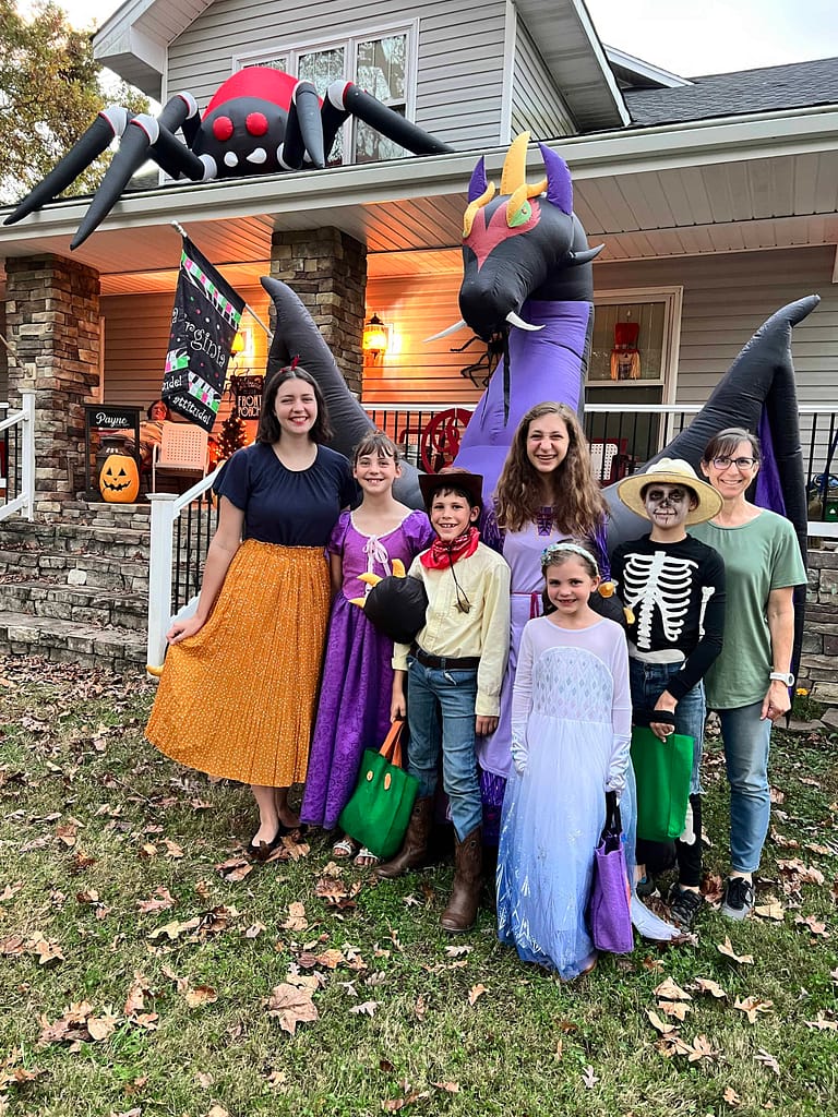 kids posing for Halloween picture